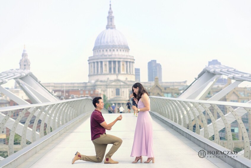 Photo Shoot with a Local Photographer at ST PAUL'S CATHEDRAL