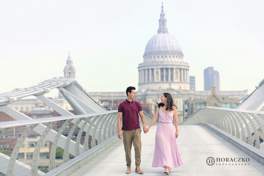 Photo Shoot with a Local Photographer at ST PAUL'S CATHEDRAL