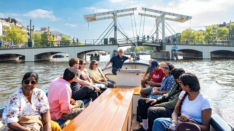 Blue Sky - Open Boat City Canal Cruise