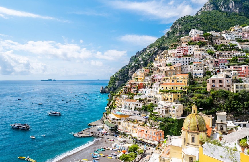 Colorful buildings and boats on the Amalfi Coast