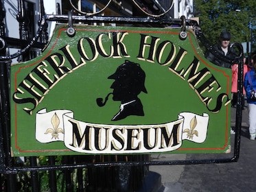 Besök Sherlock Holmes-museet och se 20+ av Londons främsta sevärdheter