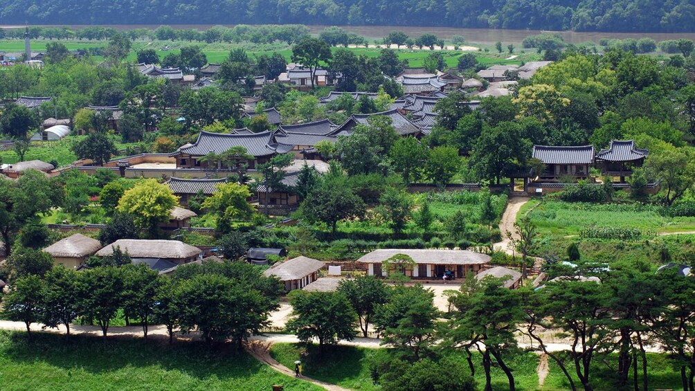 2 Day: Korean Cultural Heritage Tour including Accommodation
