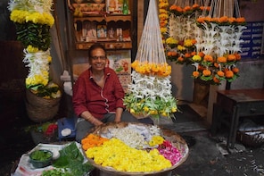 Mumbai Full-Day Sightseeing Tour by Public Transport