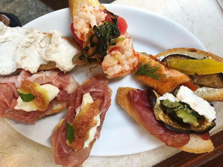 Venice Food Experience: Market & Cicchetti Small Group Tour