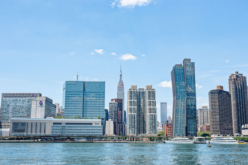 Circle Line: Best of New York Cruise – All Around Manhattan