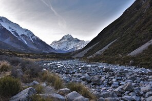 Private Tour:Queenstown to Christchurch via Mt cook & Tekapo