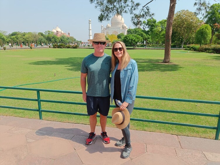 Agra: Skip-the-Line Taj Mahal & Agra Fort Private Guided Tour