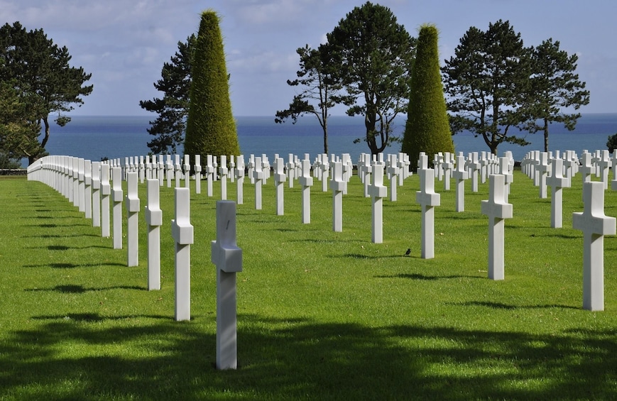 Utah, Omaha.& U.S. D-Day Sites Full-Day Tour From Bayeux