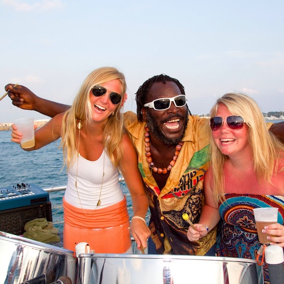 Sunset Dinner Cruise with Unlimited Open Bar