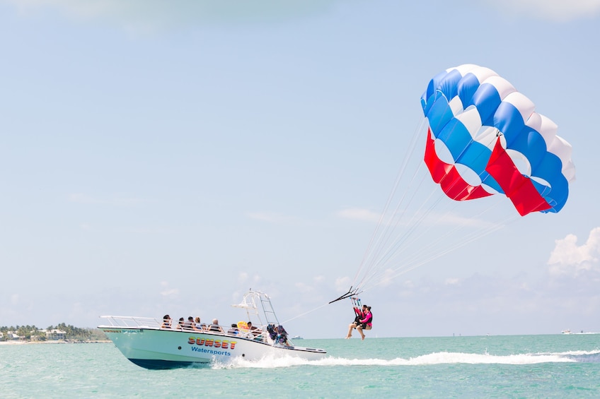Parasailing in Key West 