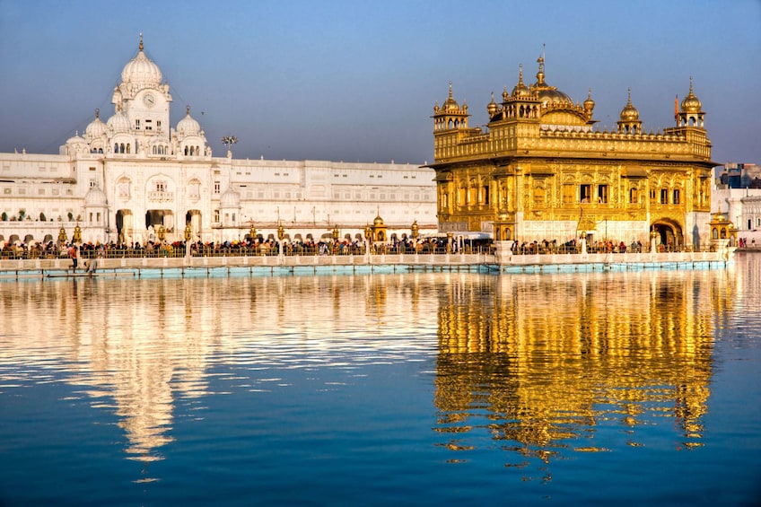 Amritsar Full Day Tour & Wagah Border Visit with Transfer