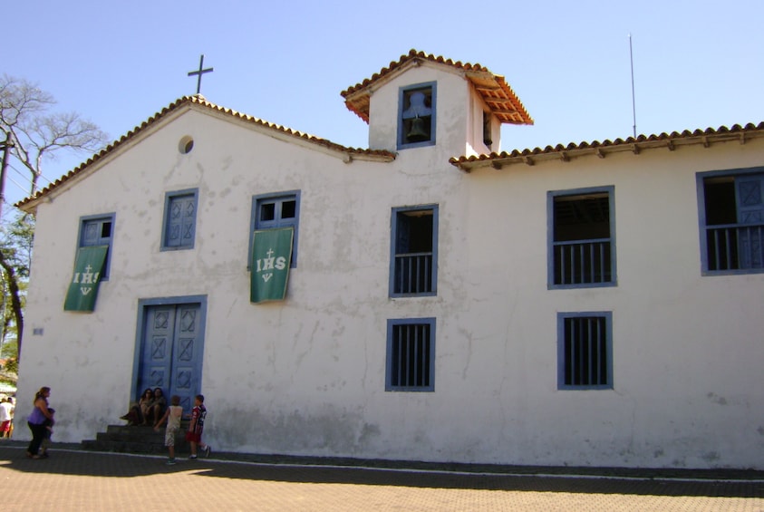 Private City Tour Embu Das Artes
