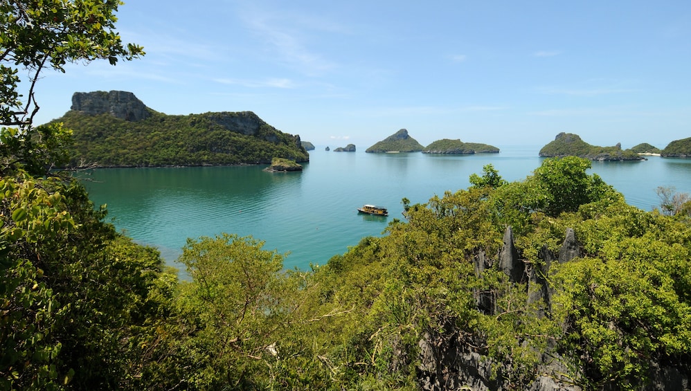 Sea Kayaking at Angthong