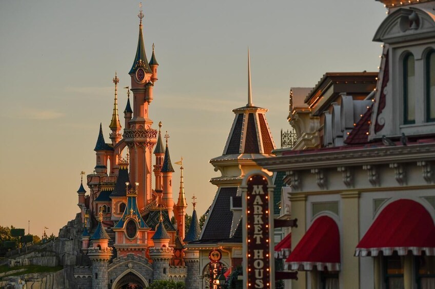 Express Shuttle to Disneyland® Paris from Paris