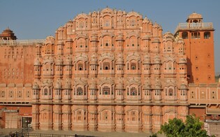 Jaipur full day sight seen by private car and with driver