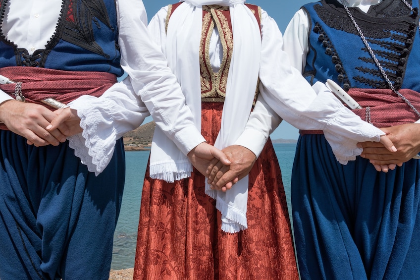 Greek Dancing in Plaka with 3-Course Meal and Wine