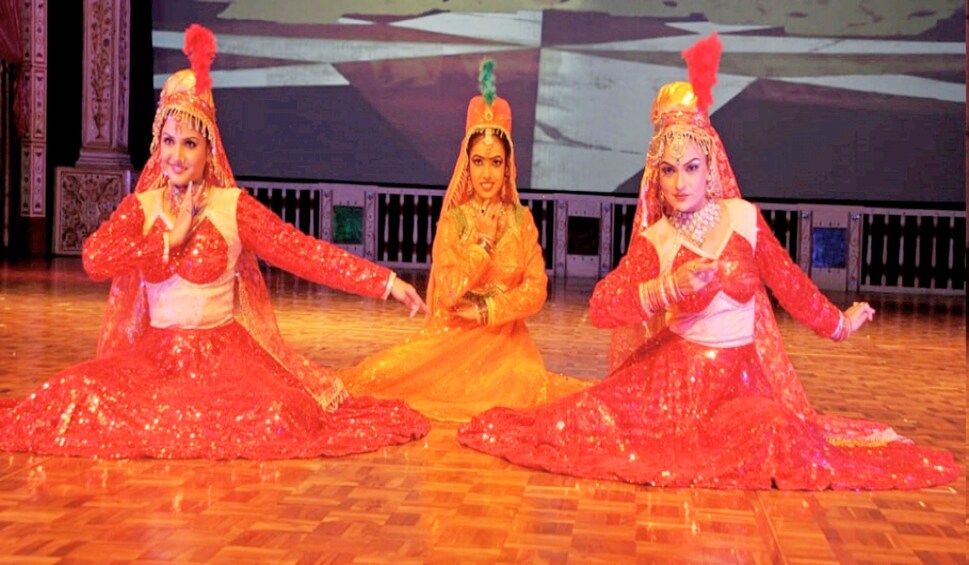 Stage view at the Mohabbat E Taj live show