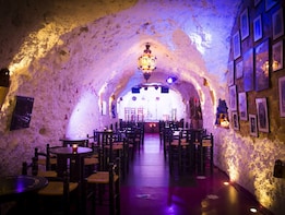 Flamenco Show in a natural Cave-Restaurant in Granada
