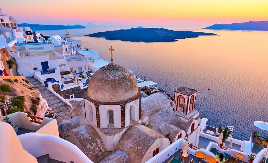Santorini Volcano Cruise Incl Hot Springs, and Optional Oia