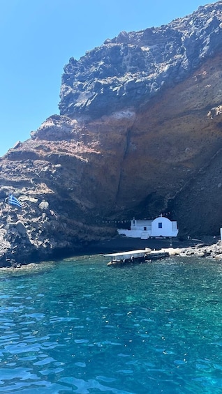 Santorini Volcano Cruise Including Hot Springs and Thirasia