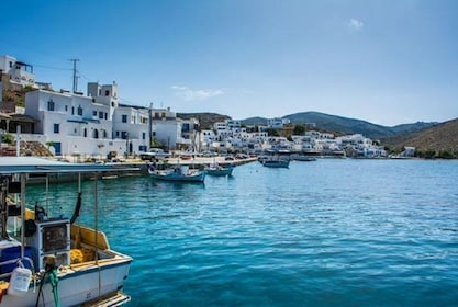 Excursión de día completo en barco a la isla de Tinos desde Mykonos