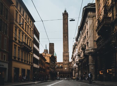 Private 10Day Culinary Vacation in Bologna and Tuscany