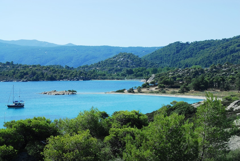 Halkidiki Blue Lagoon Cruise from Thessaloniki with Lunch