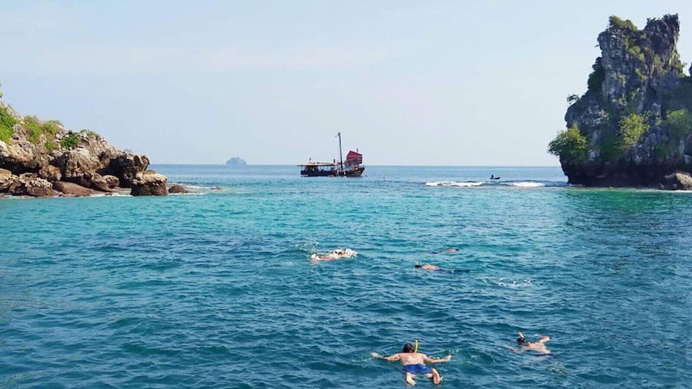 4 Islands One Day Tour From Krabi