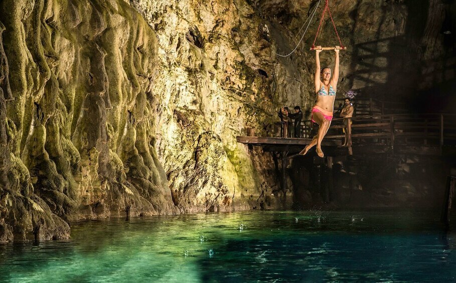 Native Park Yucatán (Cenote Maya)