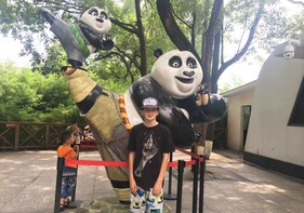 Private Chengdu Day Tour of All Panda Experience