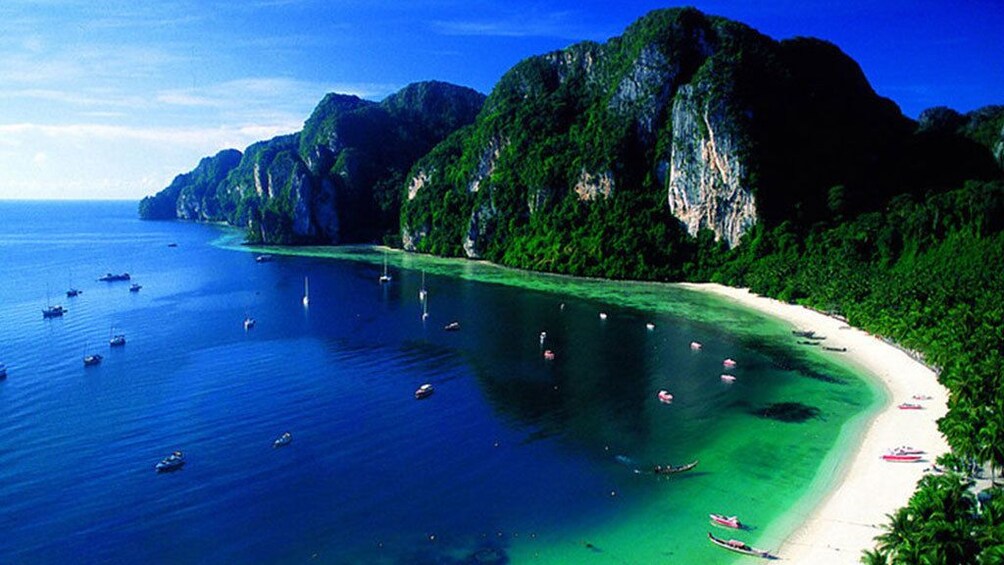 Snorkeling Tour to Phi Phi Islands From Krabi