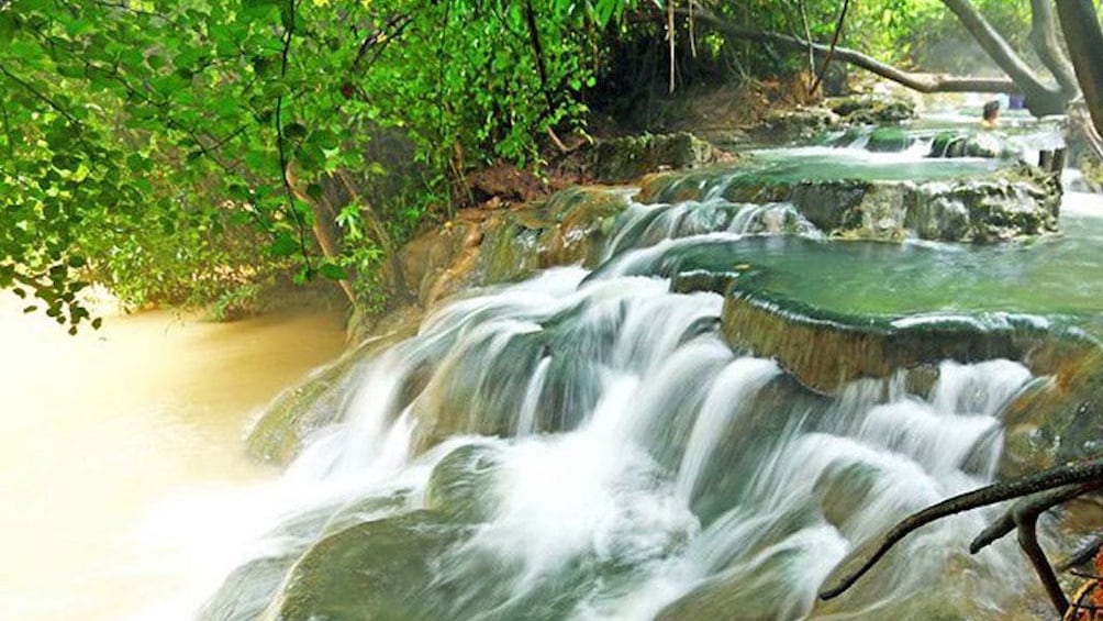 Jungle Tour to Emerald pool, Krabi Hot Spring waterfall