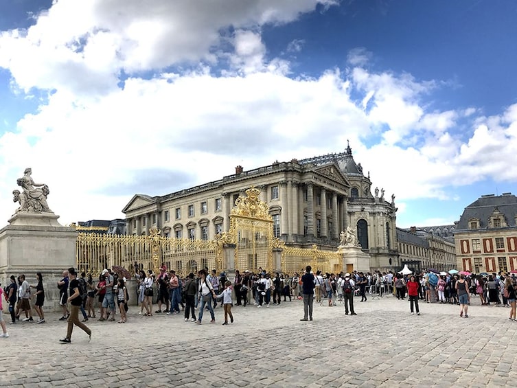 VIP Skip the line Guided Tour of Versailles Castle