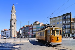Porto city tour with Dinner and Fado Show