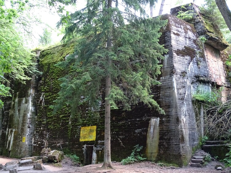 Masurian Lake District: The Wolf’s Lair and Yacht Tour 