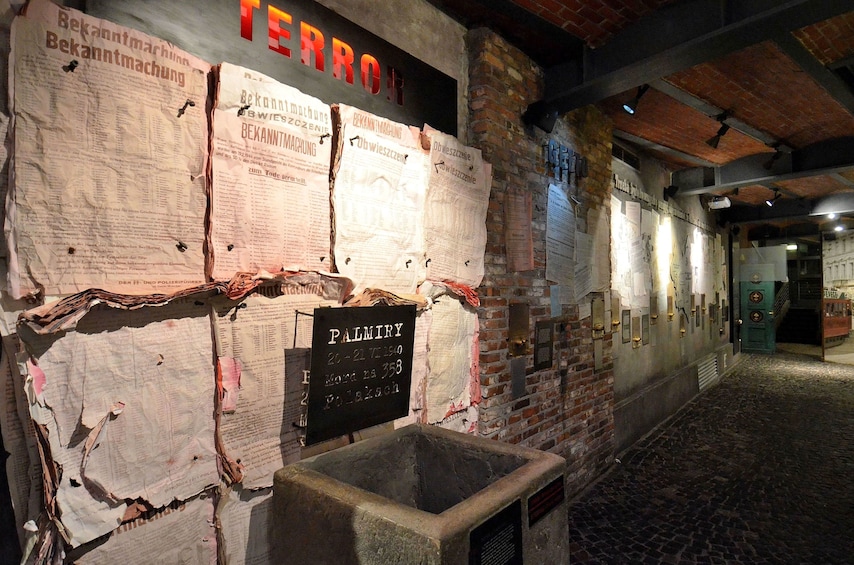Warsaw Uprising Museum: SMALL GROUPS ONLY
