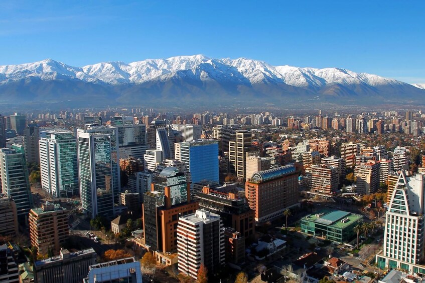 2-Day City Tour Santiago + Concha y Toro and Valparaiso Tour