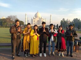 Private Taj Mahal and Agra Fort Tour by Superfast Train