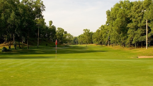 Jugar al golf en el Vietnam Golf & Country Club