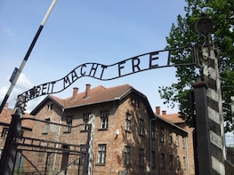 Auschwitz Birkenau & Salt Mine in one day from Krakow