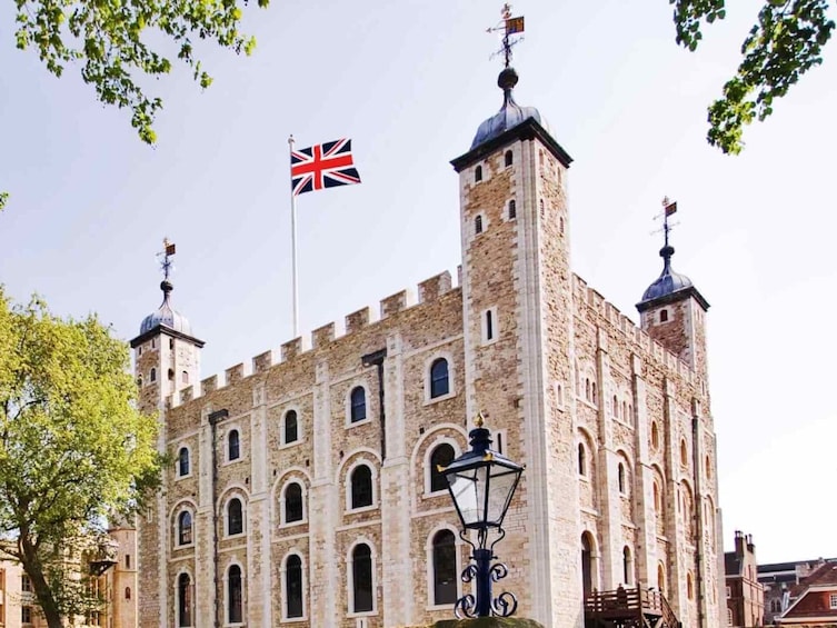 British Royalty Tour & Enter The Tower of London