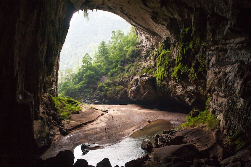 Phong Nha Cave