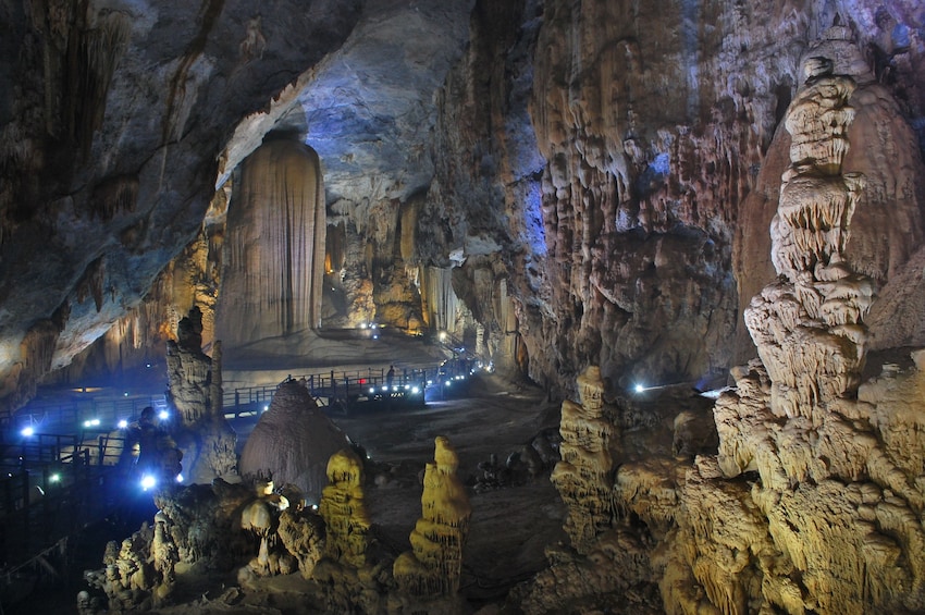 Phong Nha Paradise cave