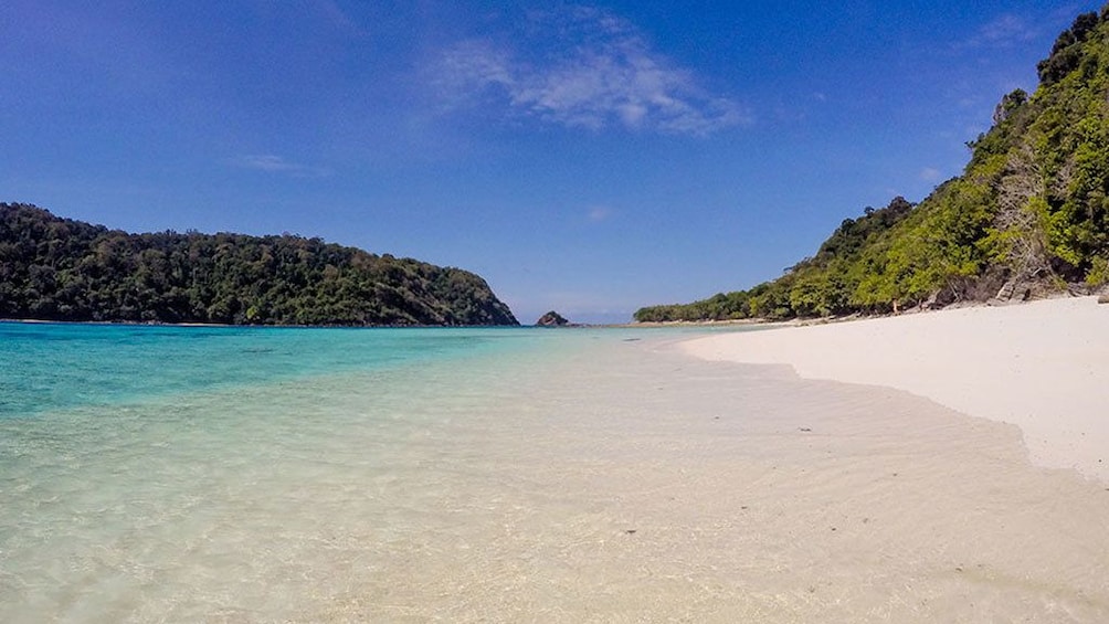 Snorkeling Tour to Rok and Haa Island From Koh Lanta