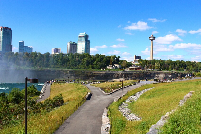 Best of Niagara Falls, USA Tour (Skip the Ticket Line)