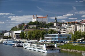 Bratislava from Vienna by bus with coffee & cake