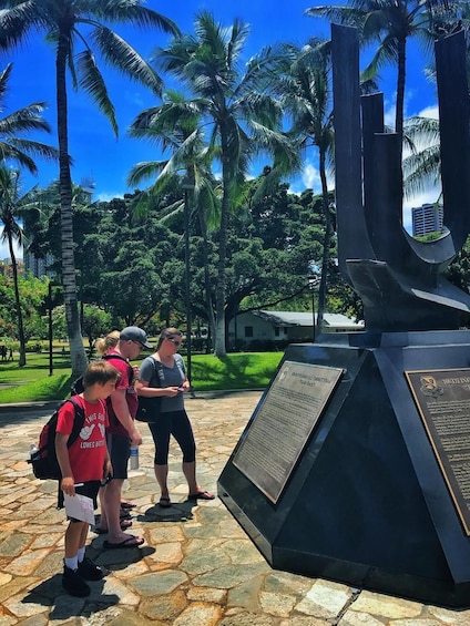 Scaventour - Tourist Trap Outdoor Escape Game Waikiki
