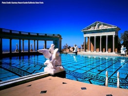 Hearst Castle & Wine Group Tour from Paso Robles