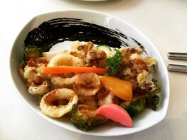 Best of TO Food Tour: Private Driving Tour in Toronto
