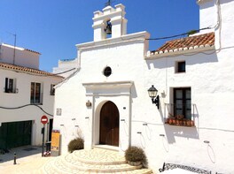 Mijas small group walking tour